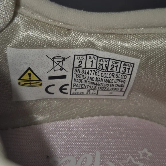 Twinkle Toes by Skechers - Girls Light Up Sneakers - Size 2- New - Picture 7 of 10